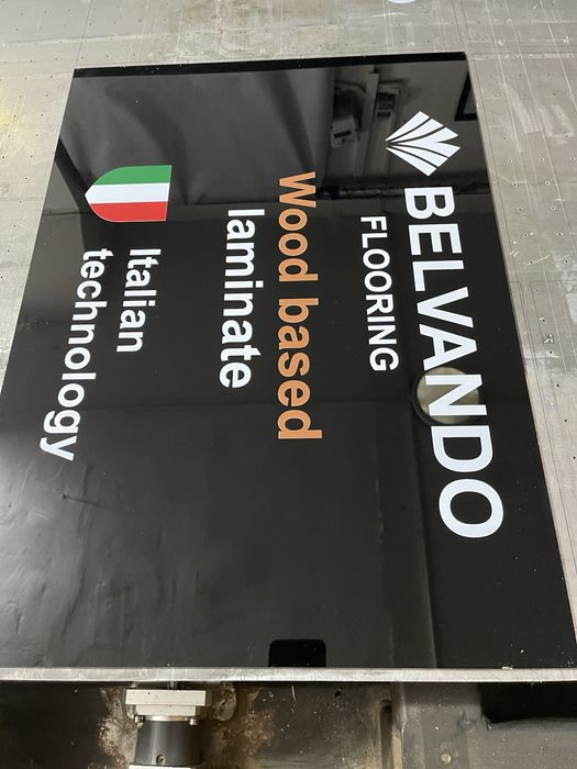 Reklama poligrafiya bukva banner orokol