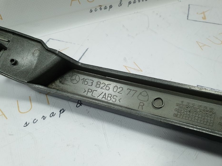 Rama far dreapta MERCEDES-BENZ M-CLASS W163 1998 - 2005 ML 230 M 111.9