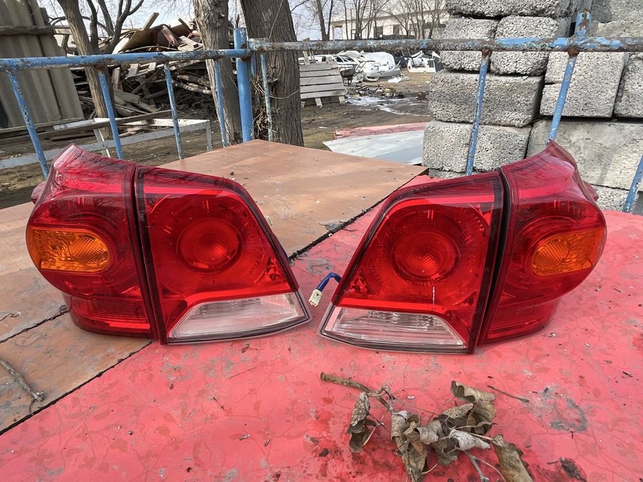 Задние фонарики на Toyota land cruiser