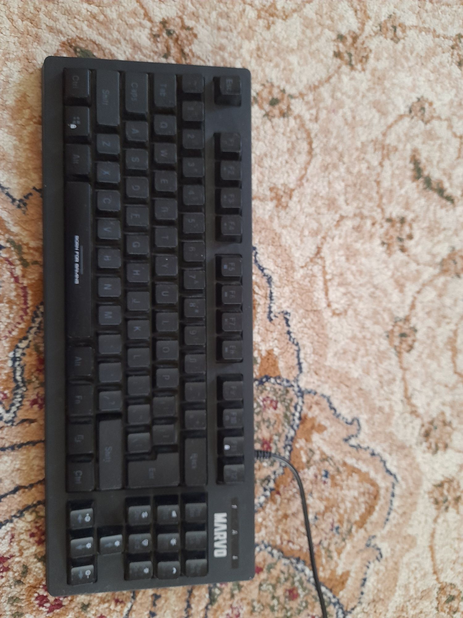 Vând tastatură marvo scorpion k659