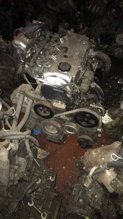 Двигатель 4G64 голый Mitsubishi Outlander 1 бек