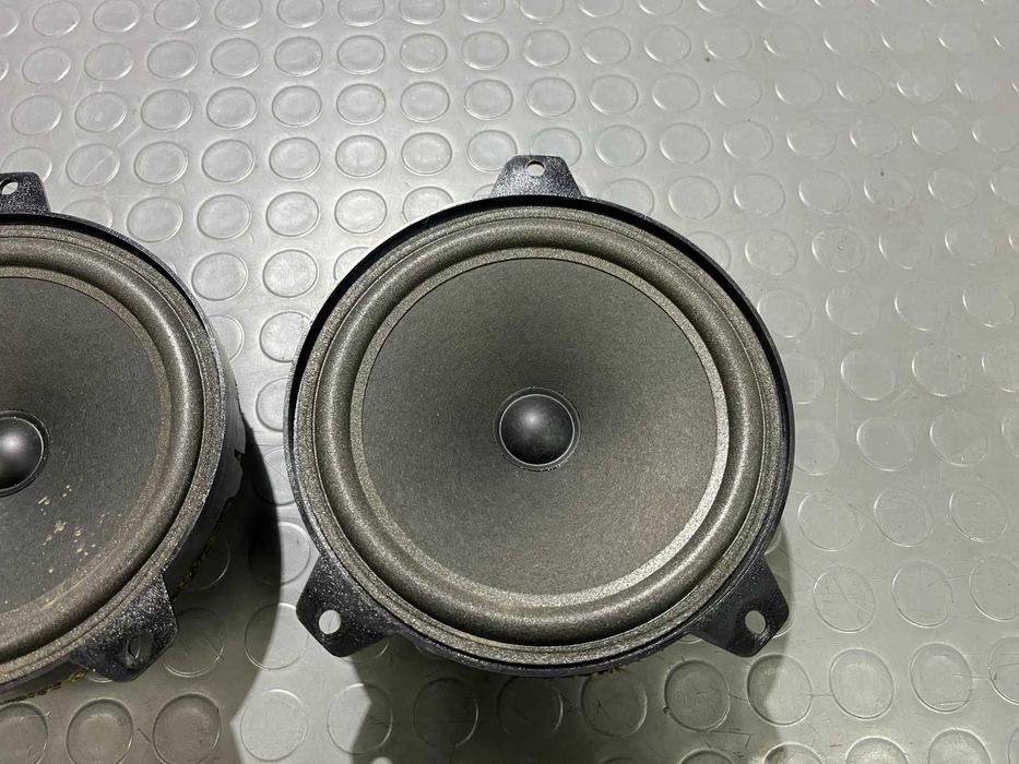 Oригиналните говорители за BMW E46 Седан