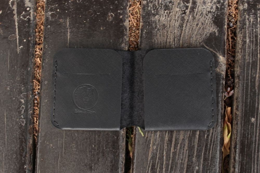 Кожаные кошельки, портмоне, бананки