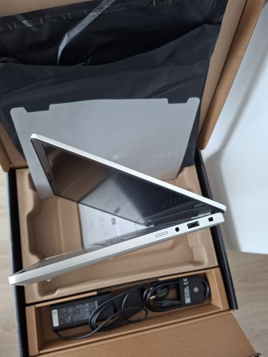 NOU! Dell PRO 13 Plus, 13.3"Fhd+,Ultra 5 235U, 32Gb, 512Ssd
