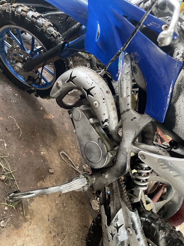 Moto cross de 49cc defect
