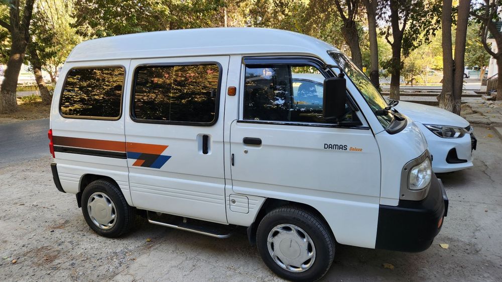 Damas sotiladi kraskasi toza