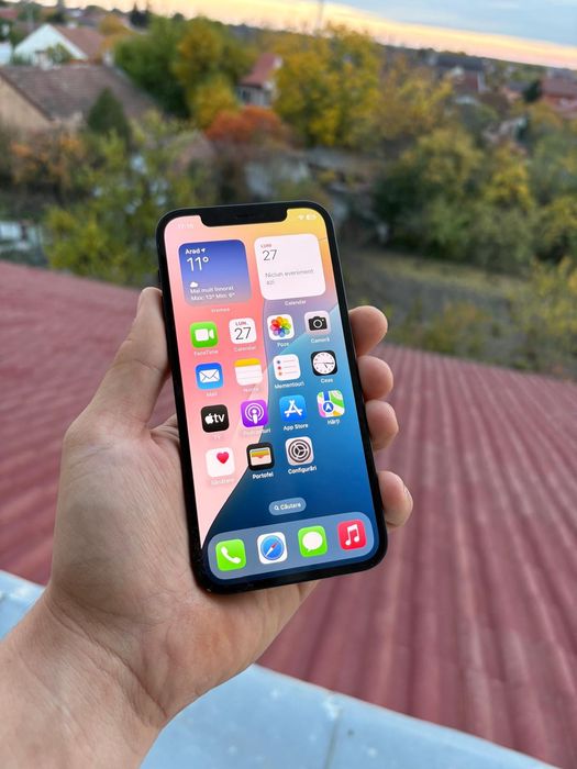 iPhone 12 Black, Memorie 64GB, Baterie 100%, iOS 26 - FRUMOS