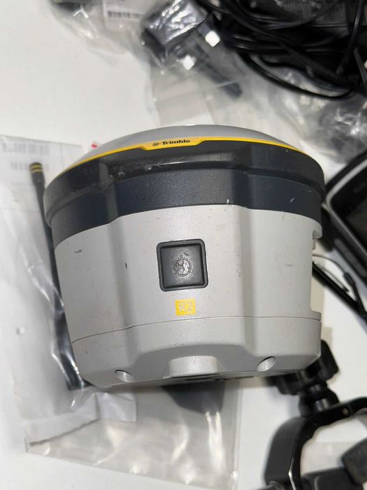 GNSS Trimble R2 + контроллер Slate в полном комплекте