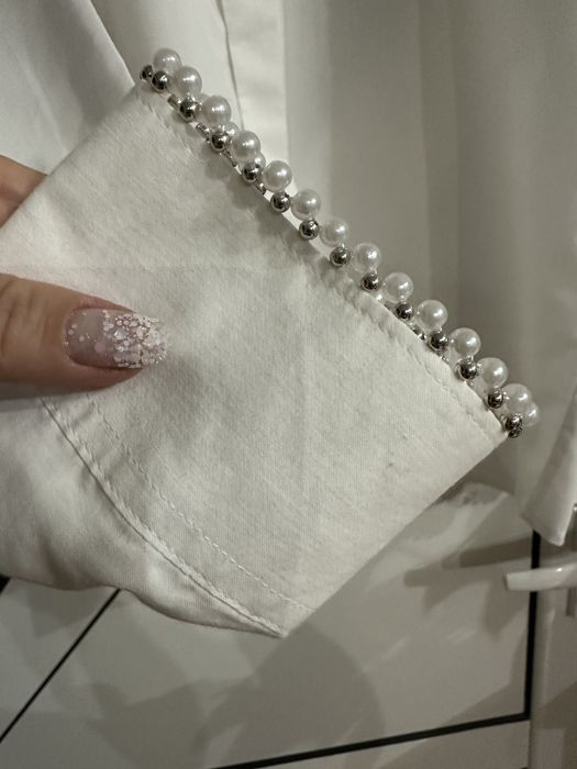 Camasa over size dama , lucrat manual pietre