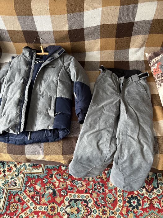 Продам детский зимний костюм