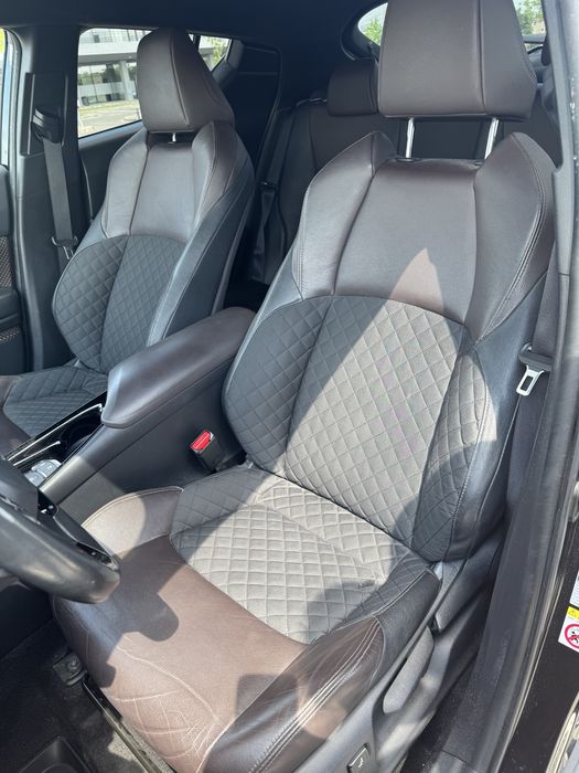 Vând Toyota C-HR, an fabricație 2019