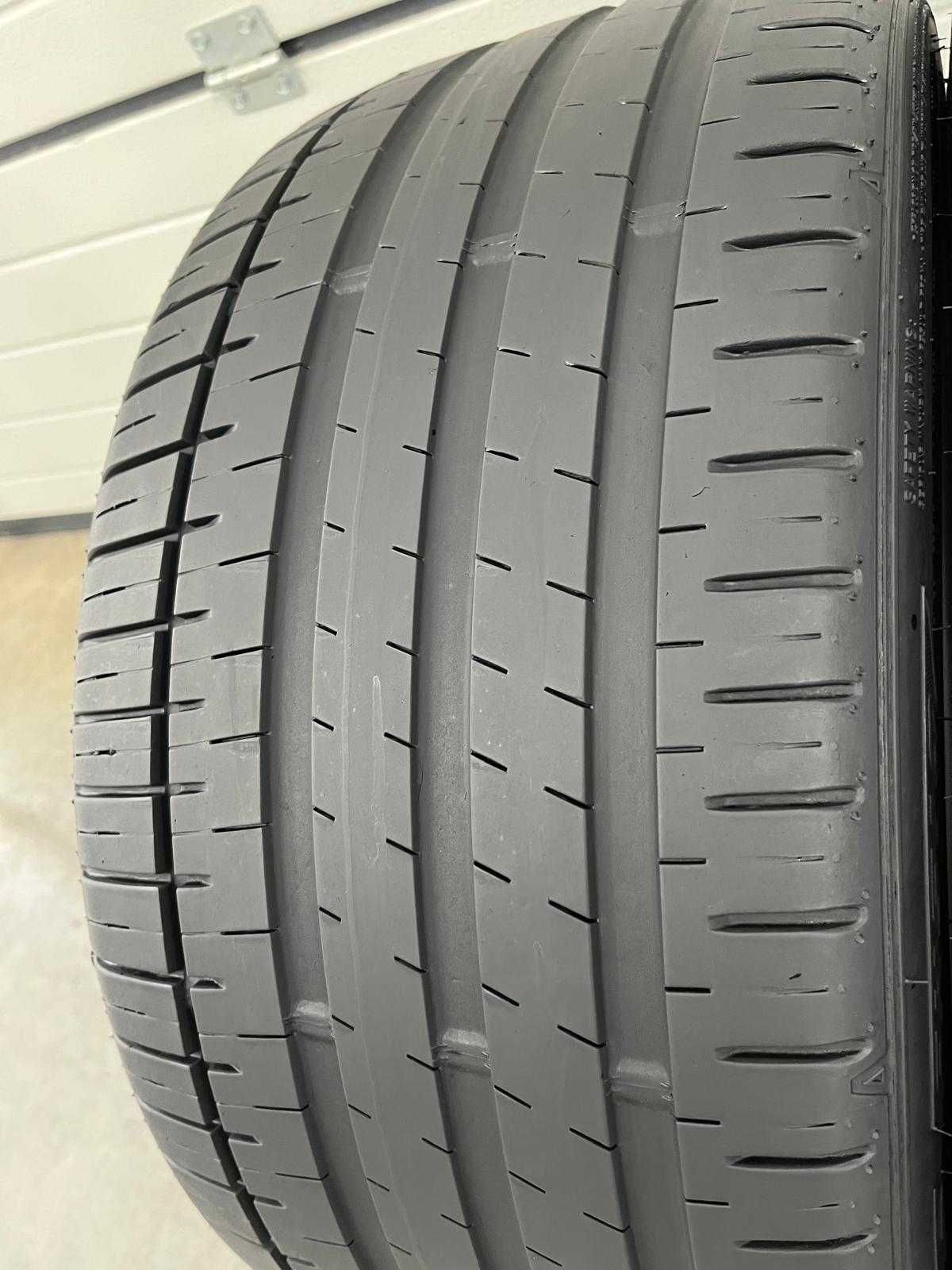 Anvelope 255/35R19 Falken