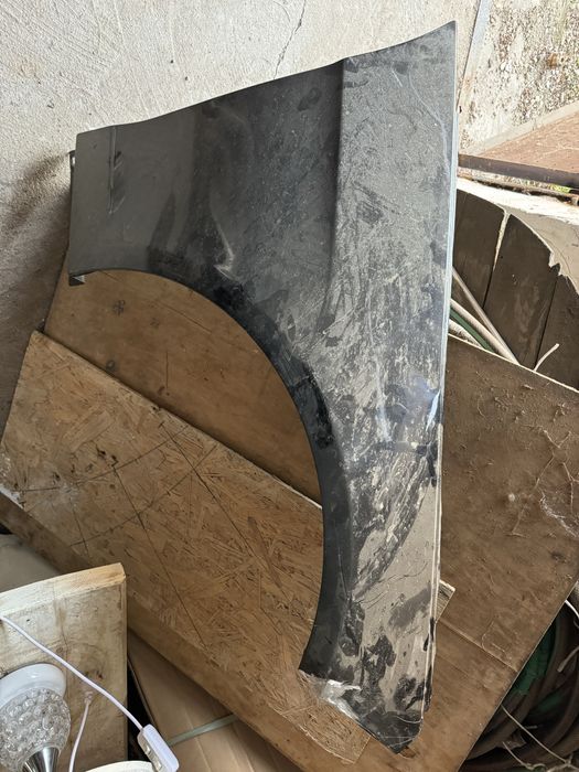 Крыло правое на мерс w212