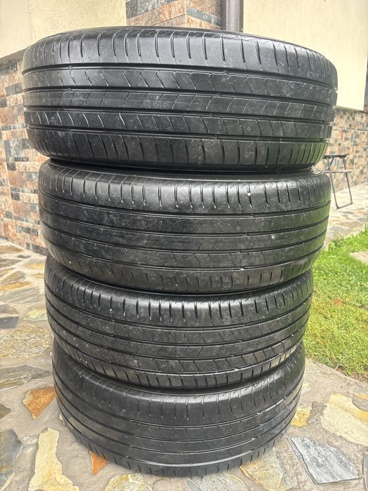 Anvelope vara 21560r17