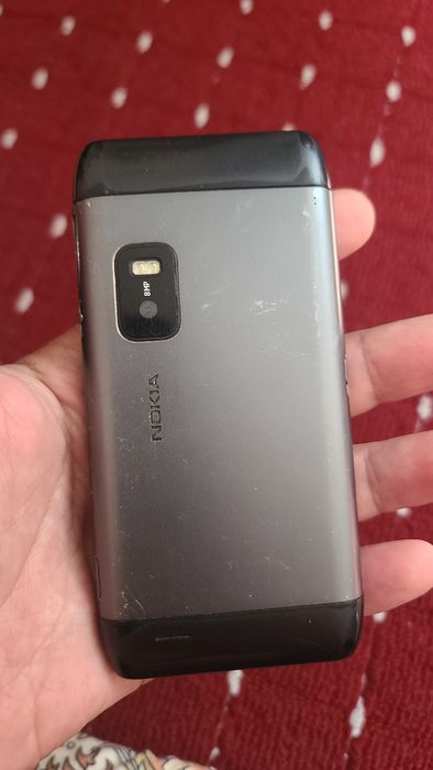 Nokia e7 , Legendarny