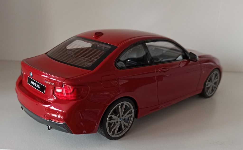 Macheta BMW seria 2 M235i (F22) 2014 - GT Spirit 1/18