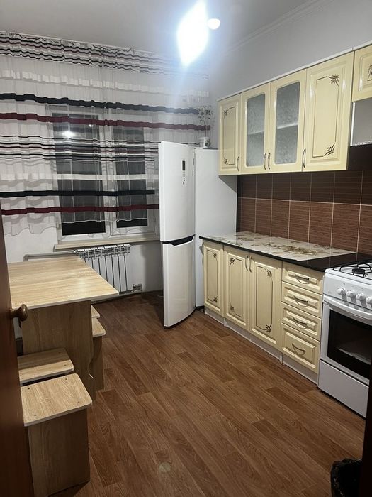Сдам 2 ком кв ,на долгий срок ,в районе КазНМУ