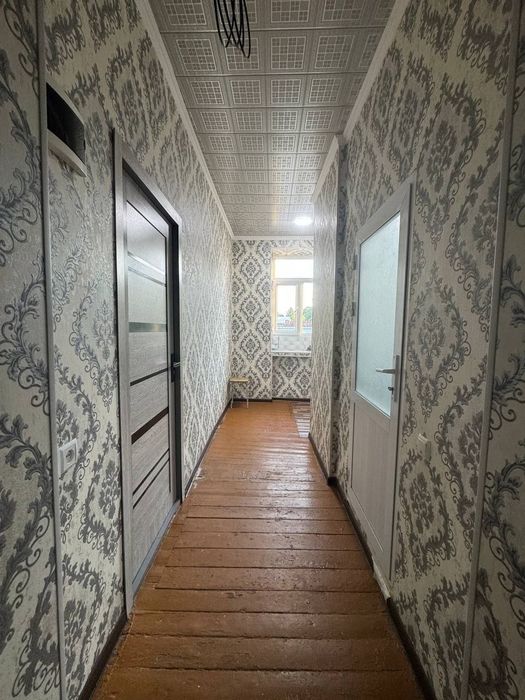 1 хонали Чирчик марказида