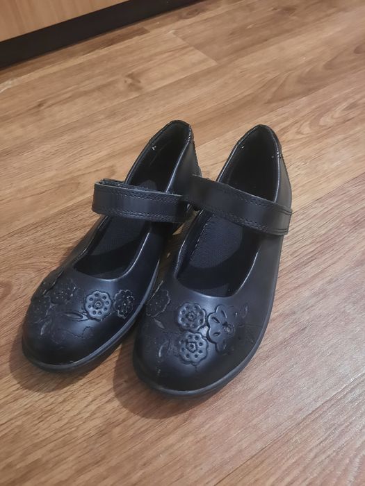 Туфли кожанные 32 рр