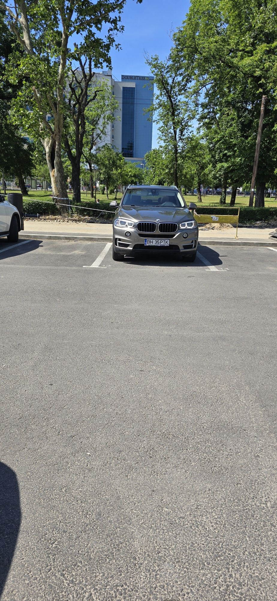 Vând X5 F15 XDrive 2.5D 2017