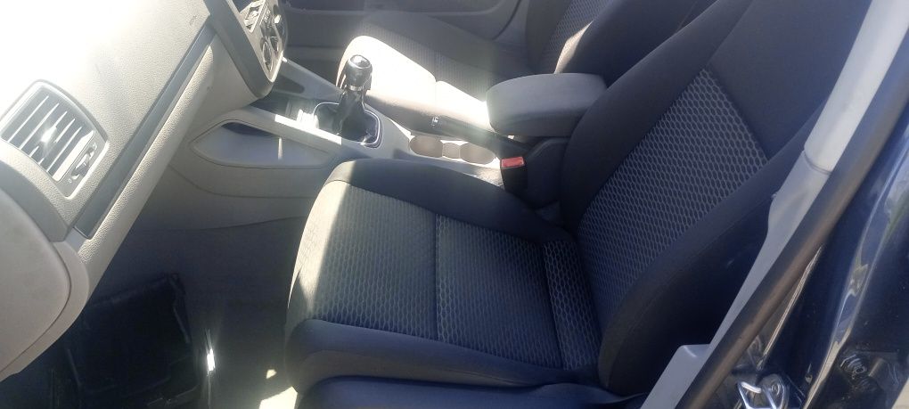 Dezmembrez Golf 5 1.9 bkc