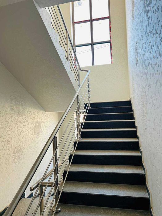 Продается квартира (дуплекс) 6 комнат