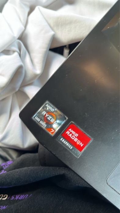 Vand URGENT laptop lenovo ideapad gaming