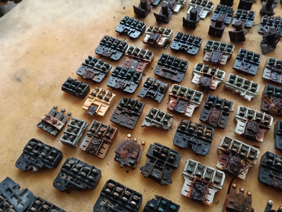 Електронна скрап