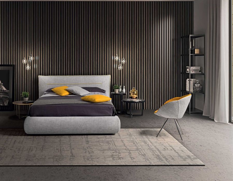 Италианска спалня, матрак 150х190 см и нощни масички