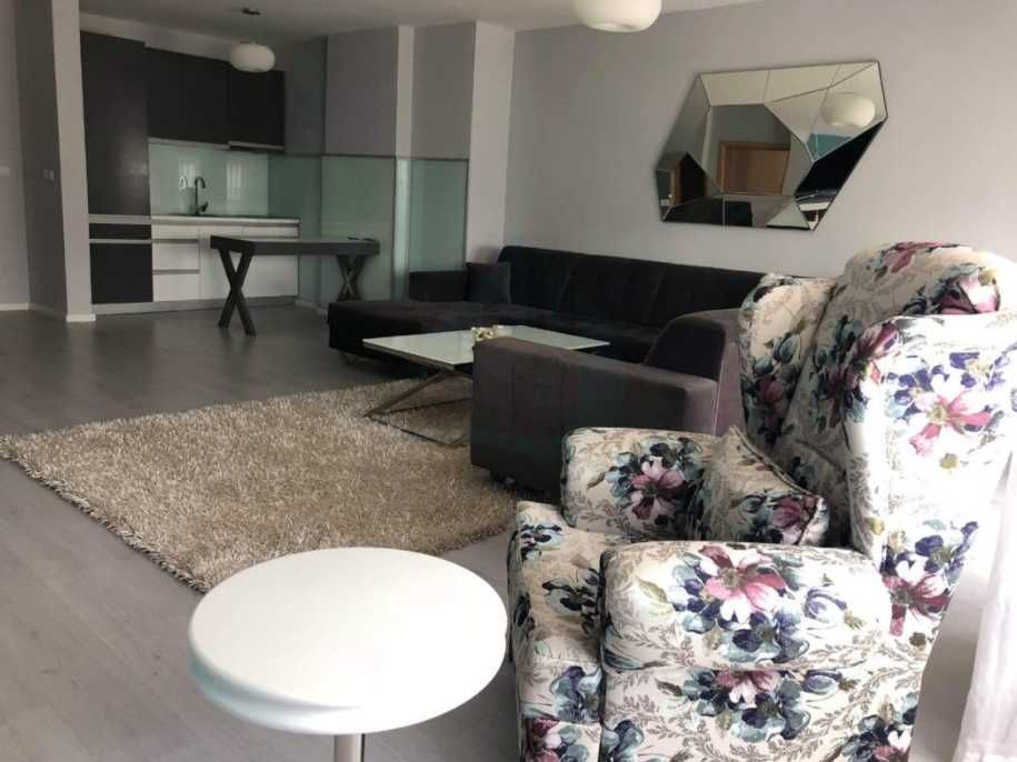 Дава се под наем Тристаен апартамент в Пловдив, Мараша - 88 кв.м за 316.2 € - Снимка #1