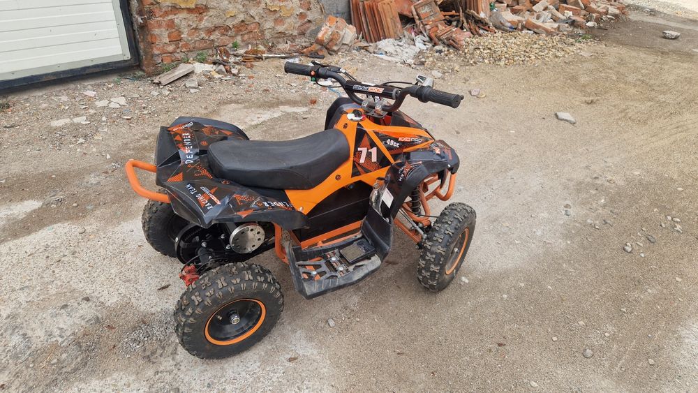 Vand atv quad copii electric aproape nou
