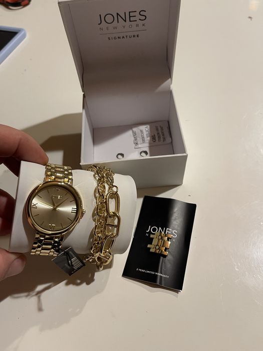 Ceas Jones New York nou