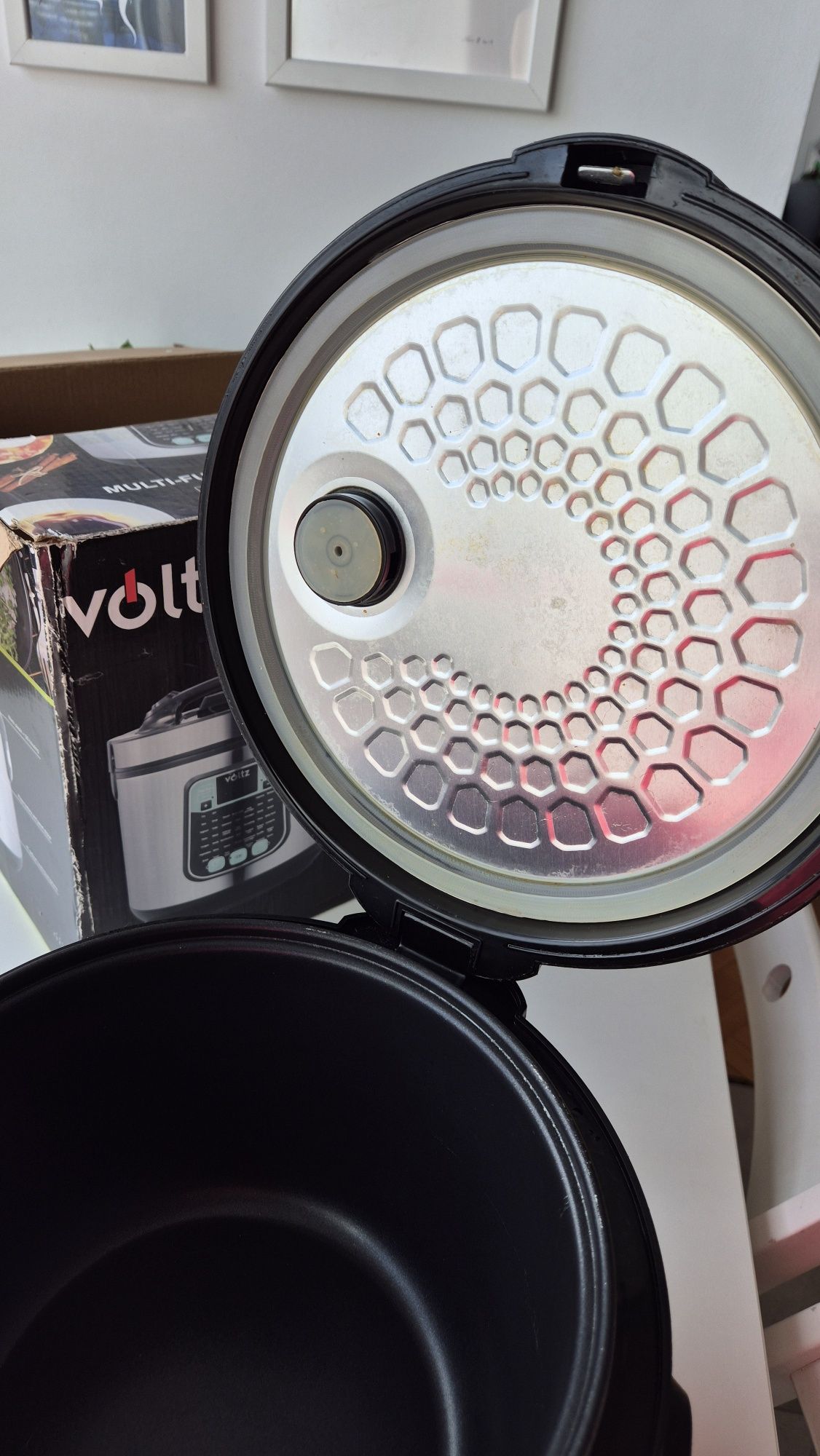 Мултикукър Voltz 5л.