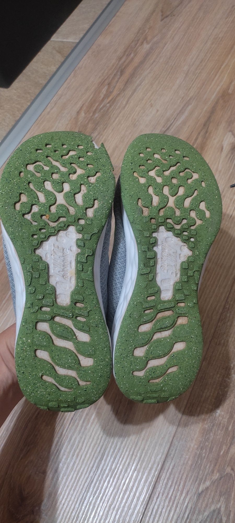 Маратонки nike 34 номер