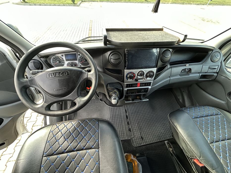 Autoplatforma Iveco Daily 3.0