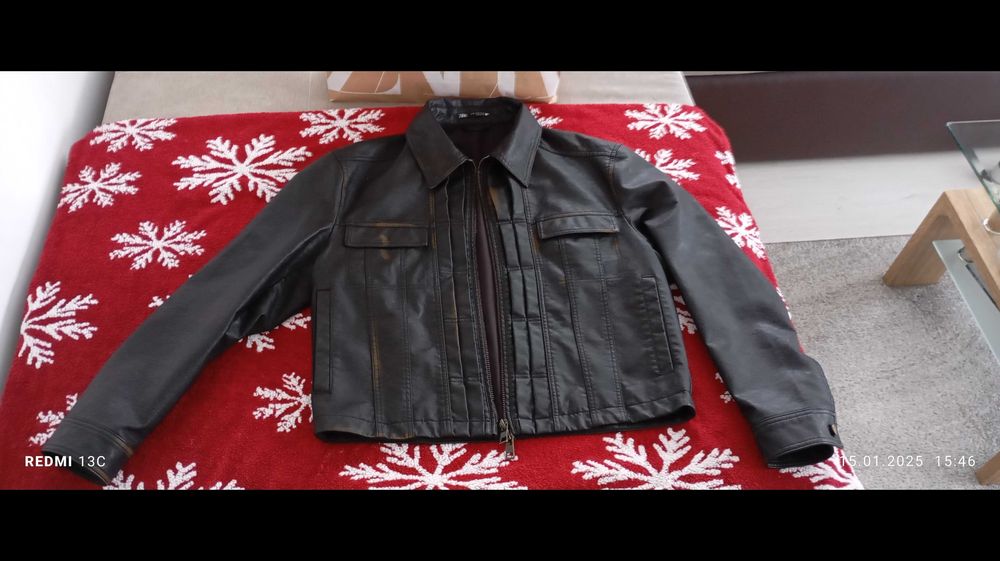 Geacă din imitație de piele ZARA