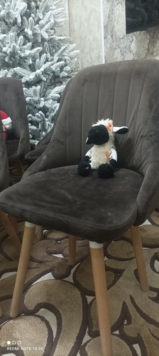 Продаются стулья 6 штук