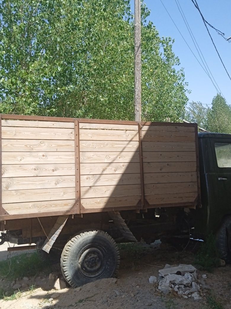 UAZ sotiladi holati Ideal chotkiy hamma narsasi bor