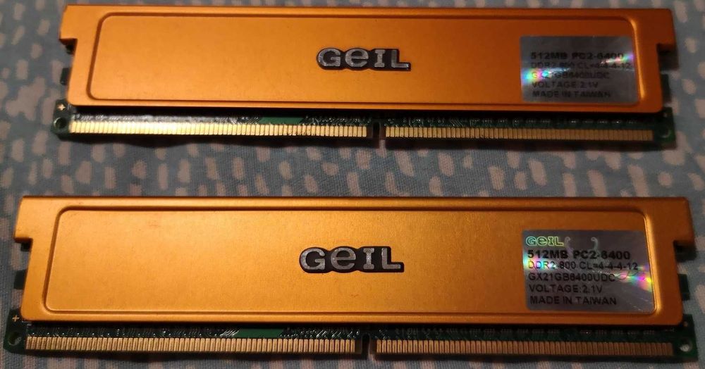 memorii PC DDR2 GEIL