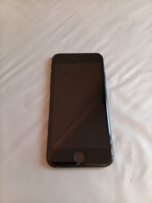 Айфон 7  бу в хорошем состоянии