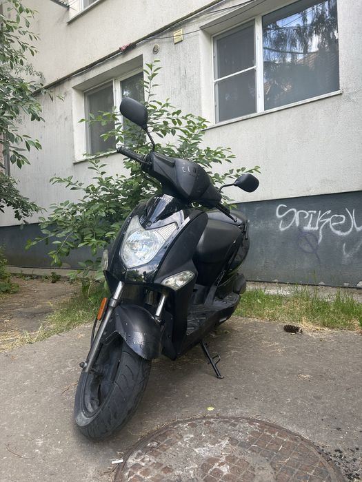 Scuter Kymco agility 50