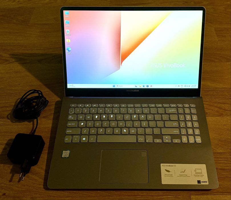 Laptop ASUS VivoBook S15 core i5 gen8, 8Gb DDR4, 256Gb SSD