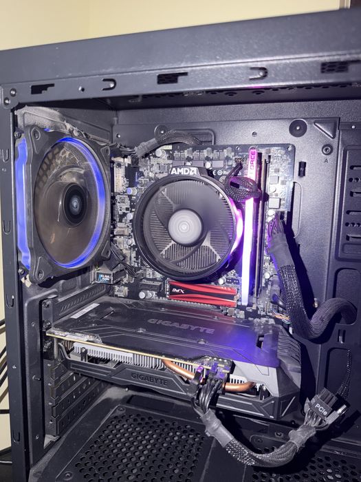 Стар геймърски компютър