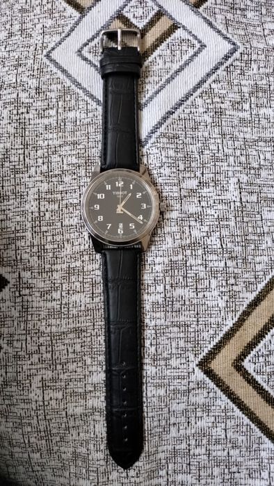 Продам часы Тиссот