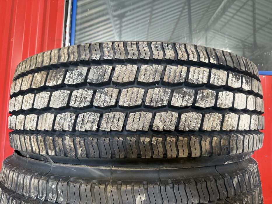 Anvelope Noi 315/70/22.5 Michelin