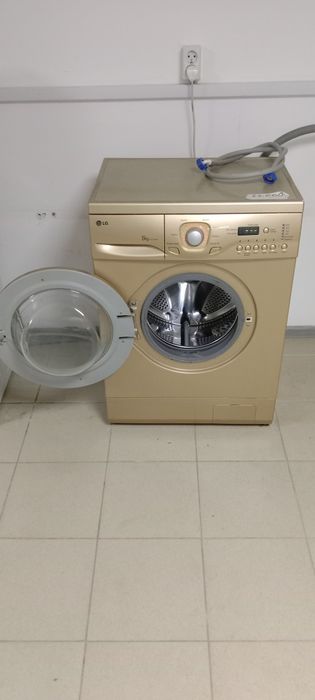 Стиральная машина LG