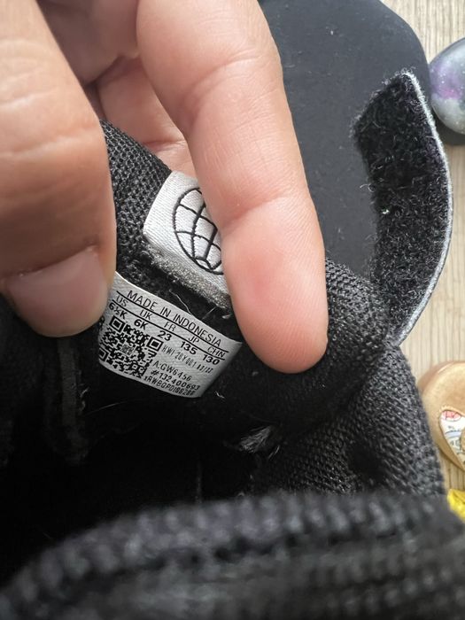 Детски обувки adidas р-р 23