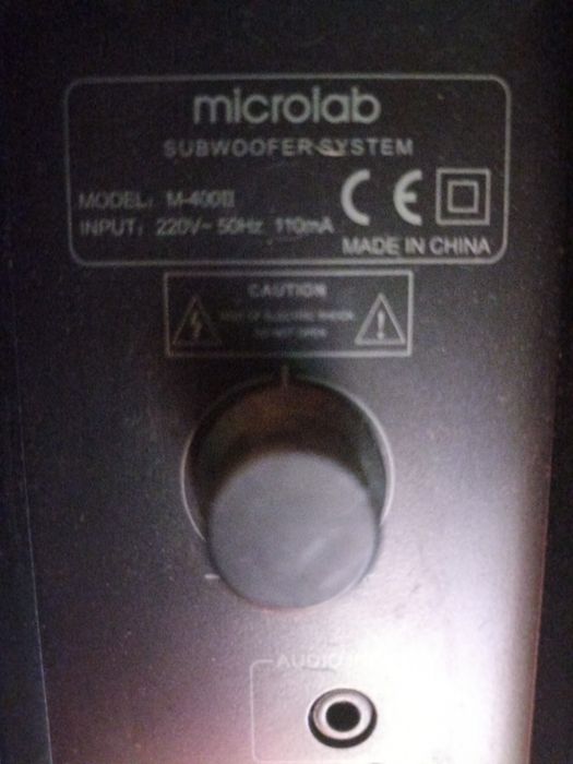Акустика 2.1 Microlab M-400B. Качественный звук и мощный бас. Б/У.
