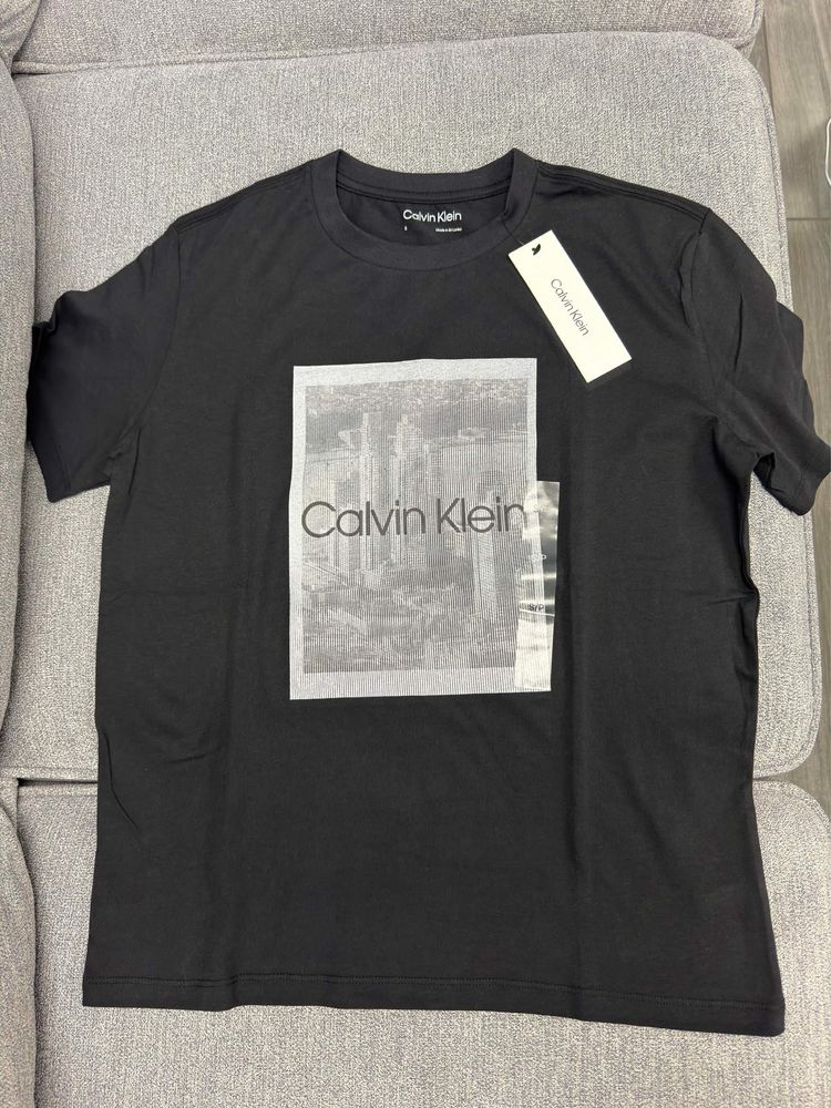 Внос от Америка! Тениски Calvin Klein