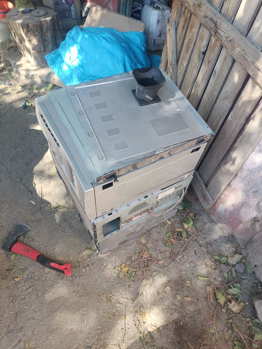 Продам 3 блока и монитор